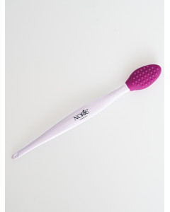 NORIE Magenta  Lip Scrubber 